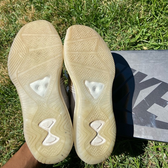 Size 10 Lebron x je icon - Picture 5 of 6